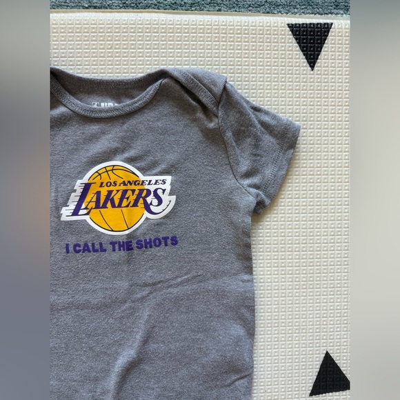 NBA Lakers|Baby gender neutral short sleeve Bodysuit onesie,I call the shots••• - Picture 2 of 3